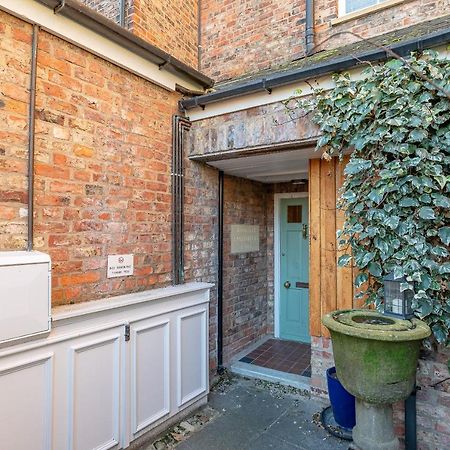 Monkbar View Apartment York Exterior photo
