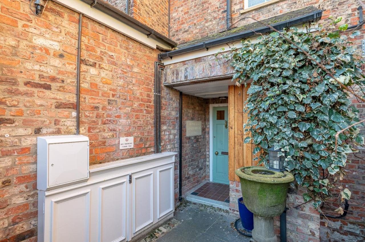 Monkbar View Apartment York Exterior photo